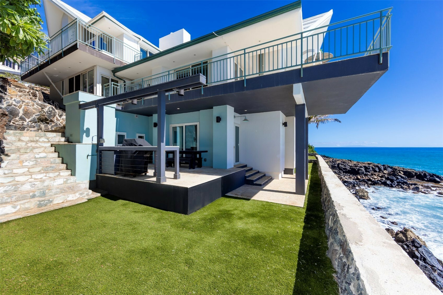Property Photo: 4131 Black Point Place HI 96816