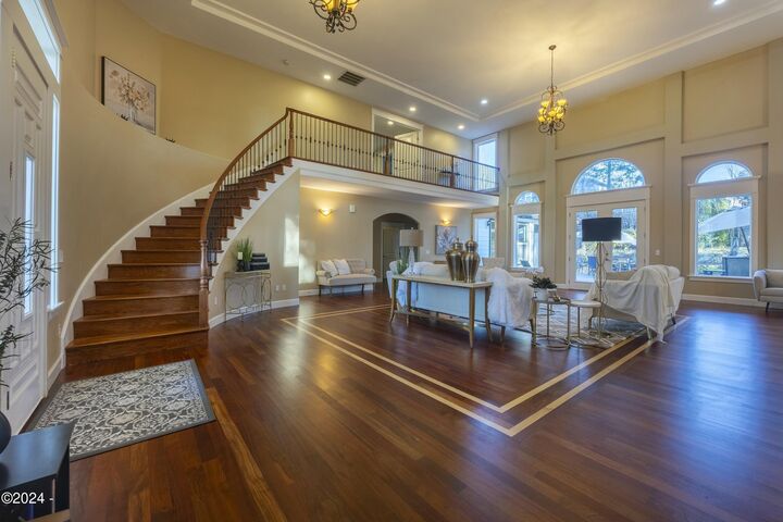 Property Photo:  12989 SE Mountain Gate Road  OR 97086 
