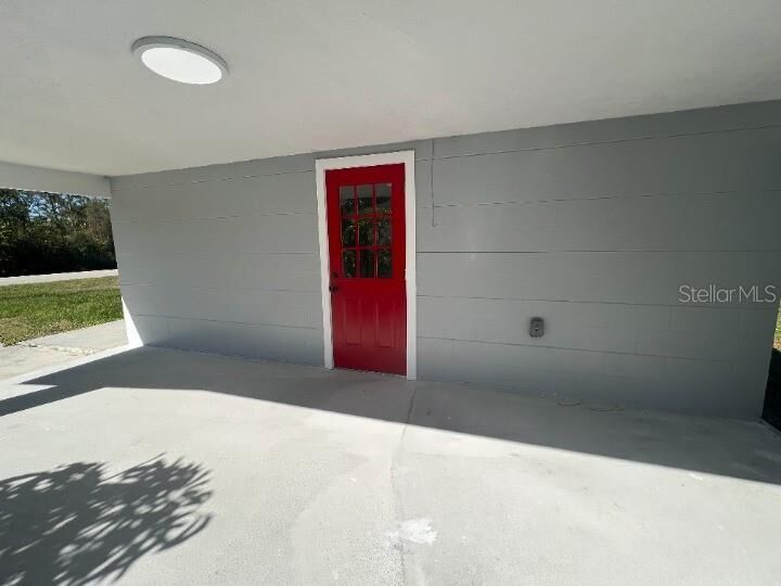 Property Photo: 735 Bertrend Street FL 34223