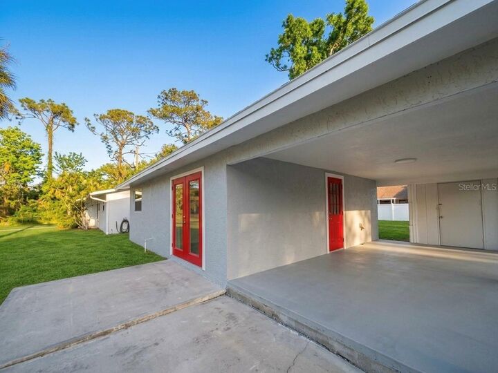 Property Photo:  735 Bertrend Street  FL 34223 