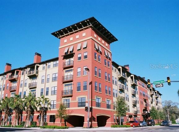 Property Photo:  911 N Orange Avenue 211  FL 32801 