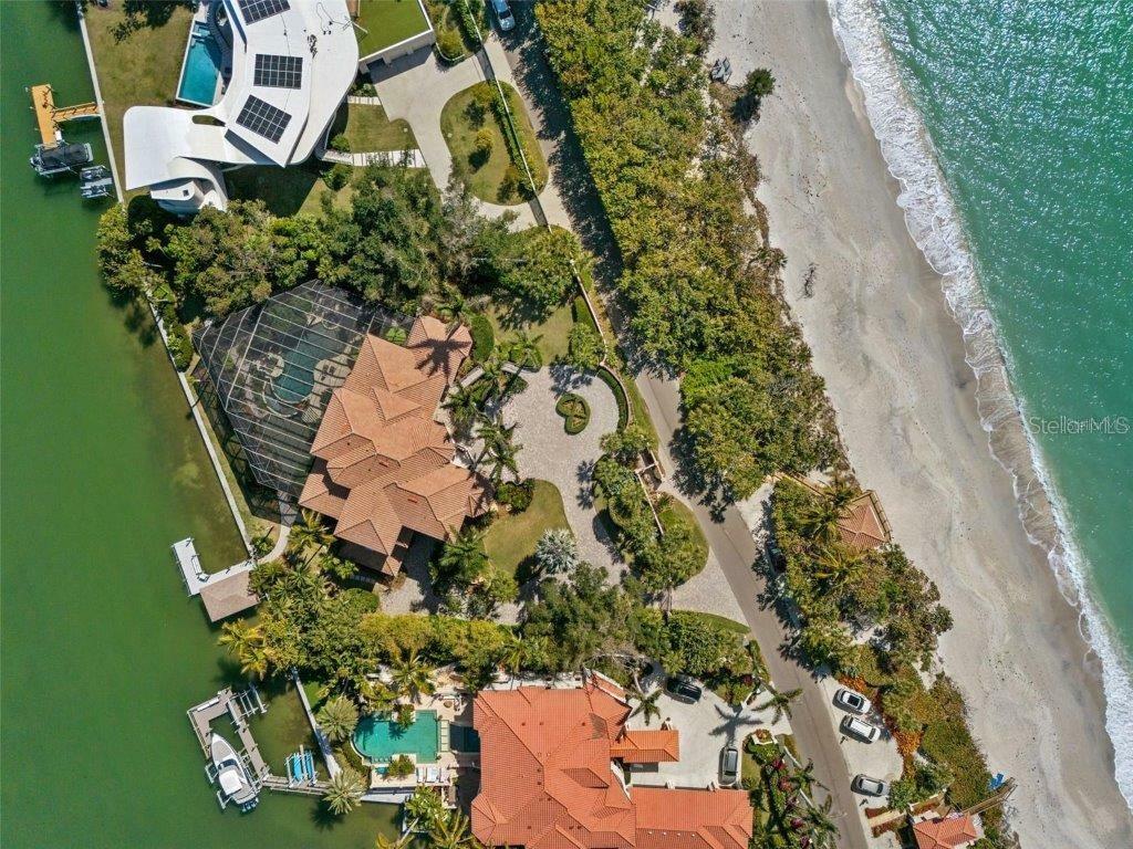 Property Photo:  1776 Casey Key Road  FL 34275 