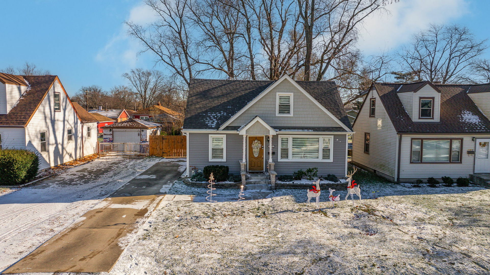 Property Photo:  11415 S Natoma Avenue  IL 60482 