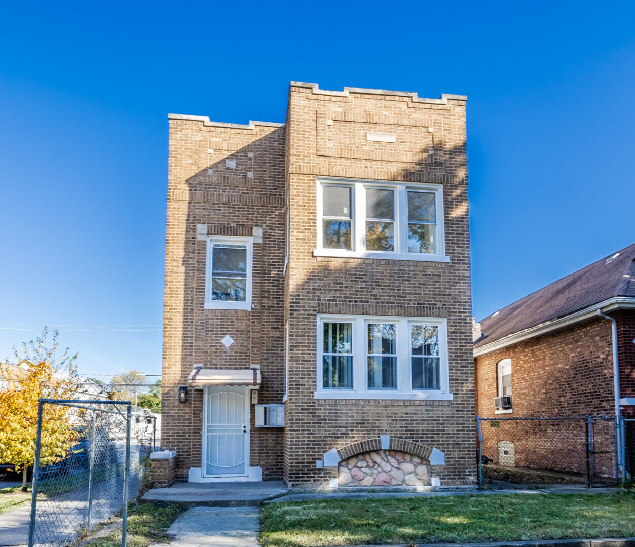 Property Photo:  5201 S Green Street  IL 60621 