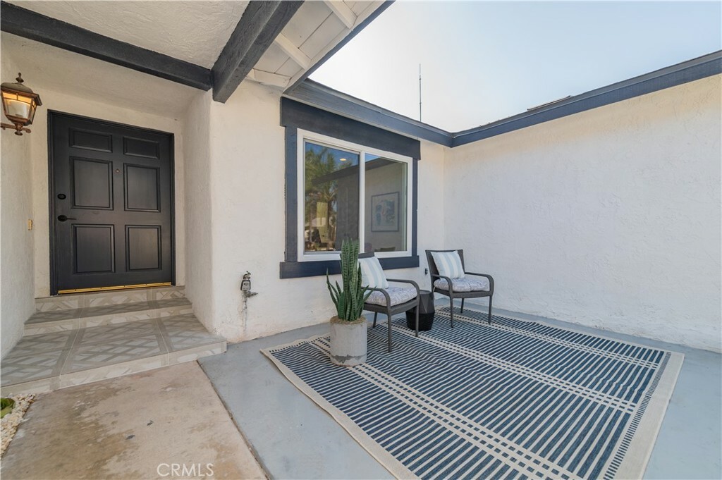 Property Photo:  23571 Valarta Lane  CA 92691 