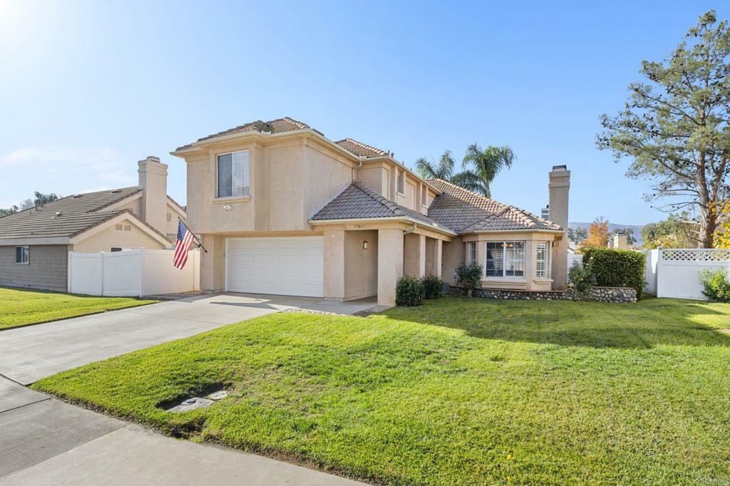 Property Photo:  37467 Summit Park Circle  CA 92562 