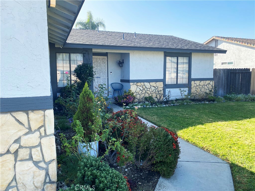 Property Photo:  15505 Sandhurst Street  CA 92336 