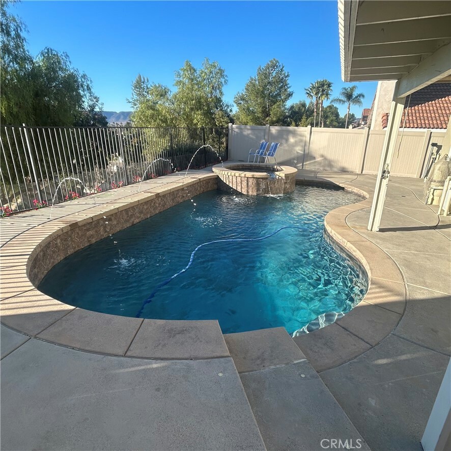 Property Photo:  24111 Morning Dove Lane  CA 92562 