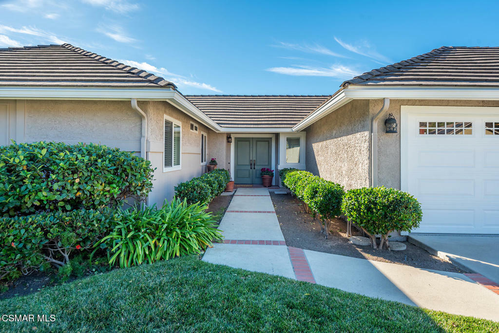 Property Photo:  648 Glencliff Circle  CA 91360 