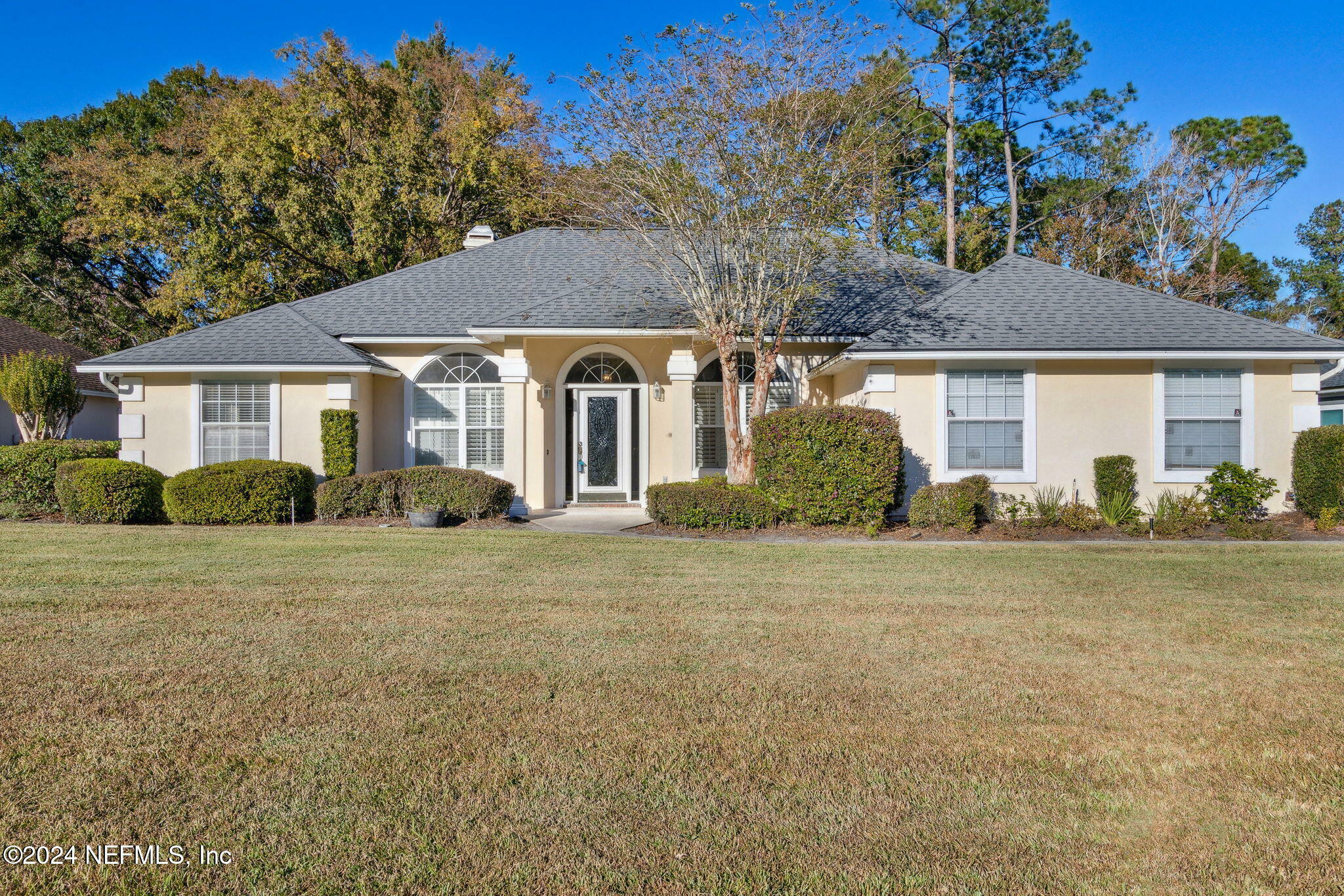 Property Photo:  1720 Muirfield Drive  FL 32043 