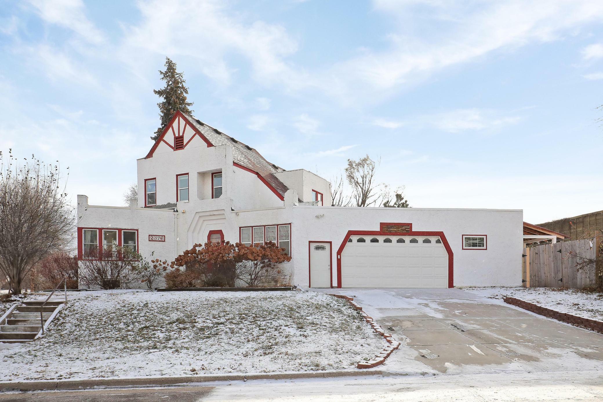 Property Photo:  2376 Bayless Place  MN 55114 