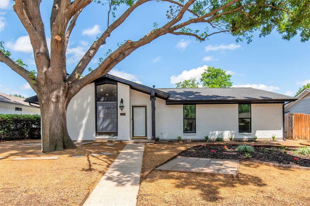 Property Photo: 316 Gwendola Drive TX 75071