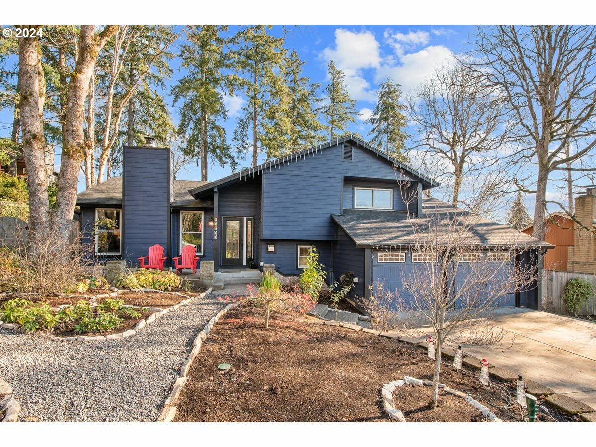 Property Photo:  15109 NE 28th Ct  WA 98686 