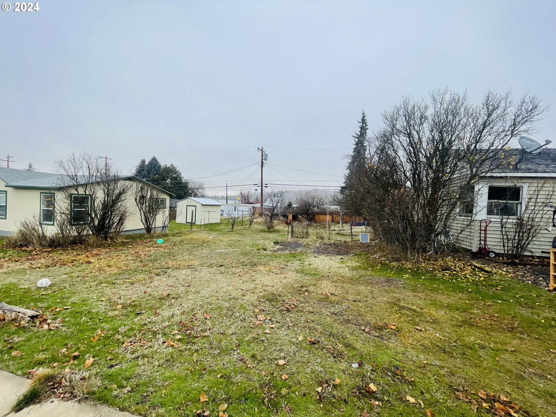 Property Photo:  E Court St  WA 98620 