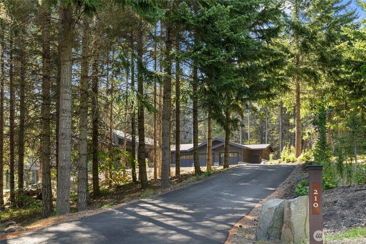 Property Photo:  210  Gold Fountain Lane  WA 98922 