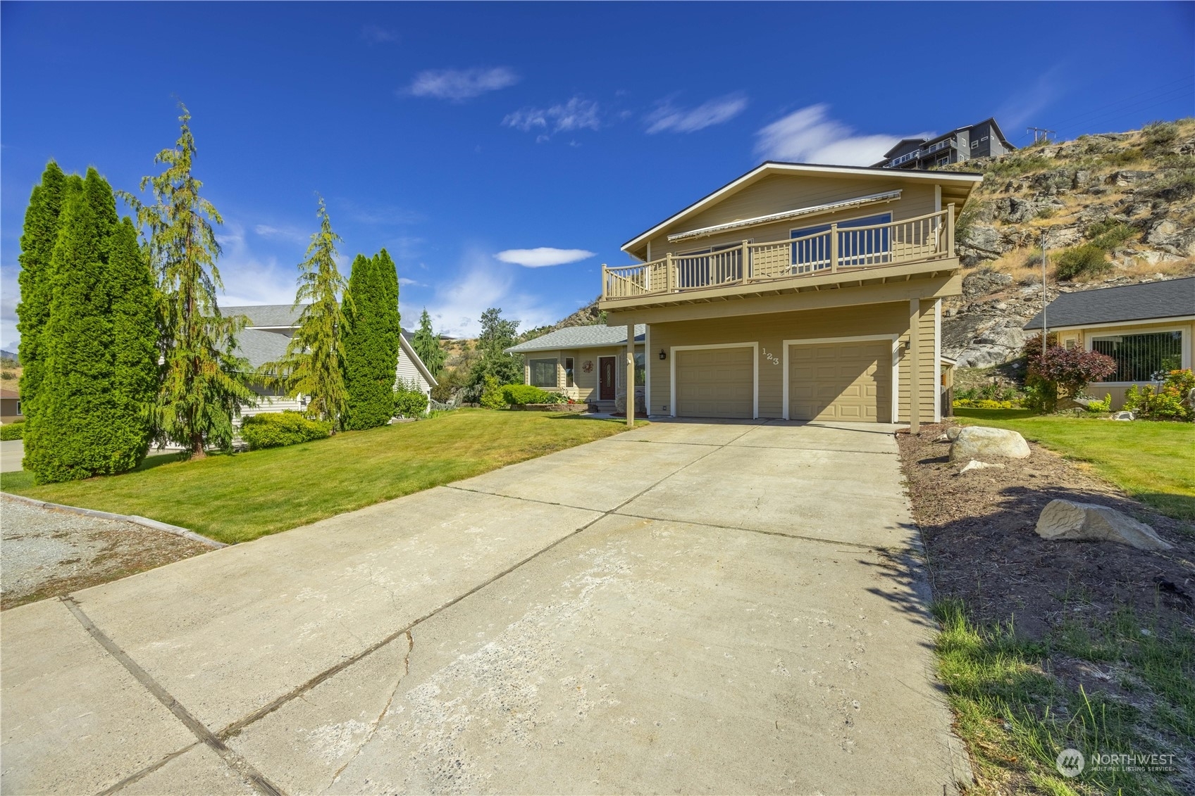 Property Photo:  123 Fair Way  WA 98816 