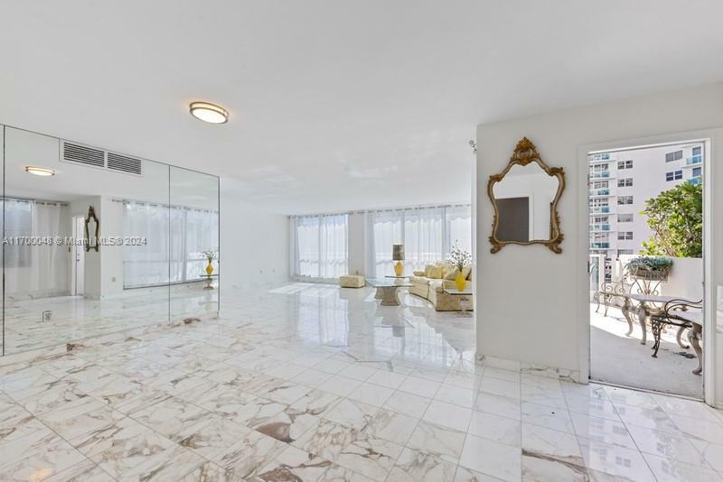 Property Photo:  2751 S Ocean Dr 208S  FL 33019 