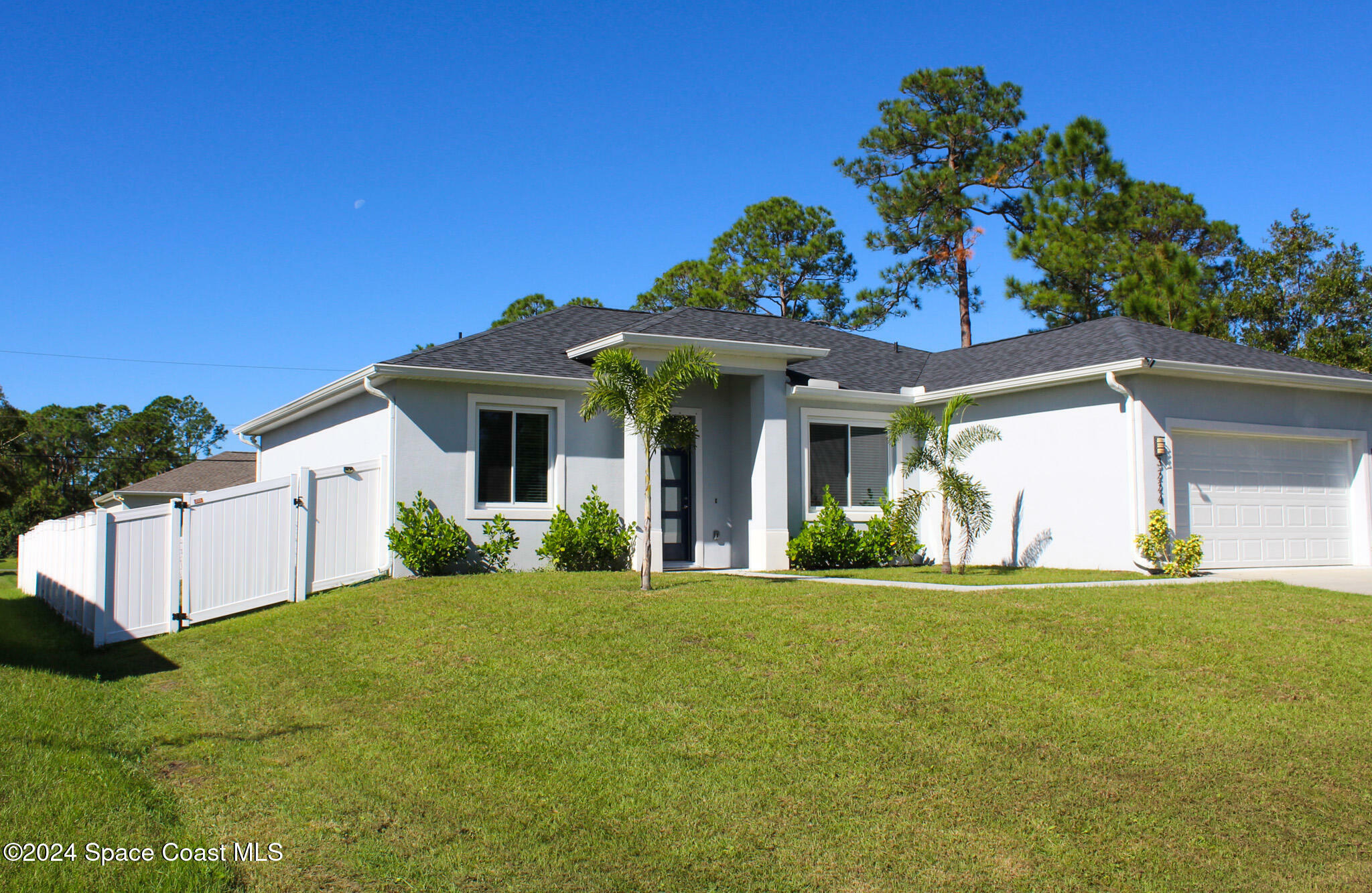 Property Photo:  3224 Wideman Avenue SE  FL 32909 