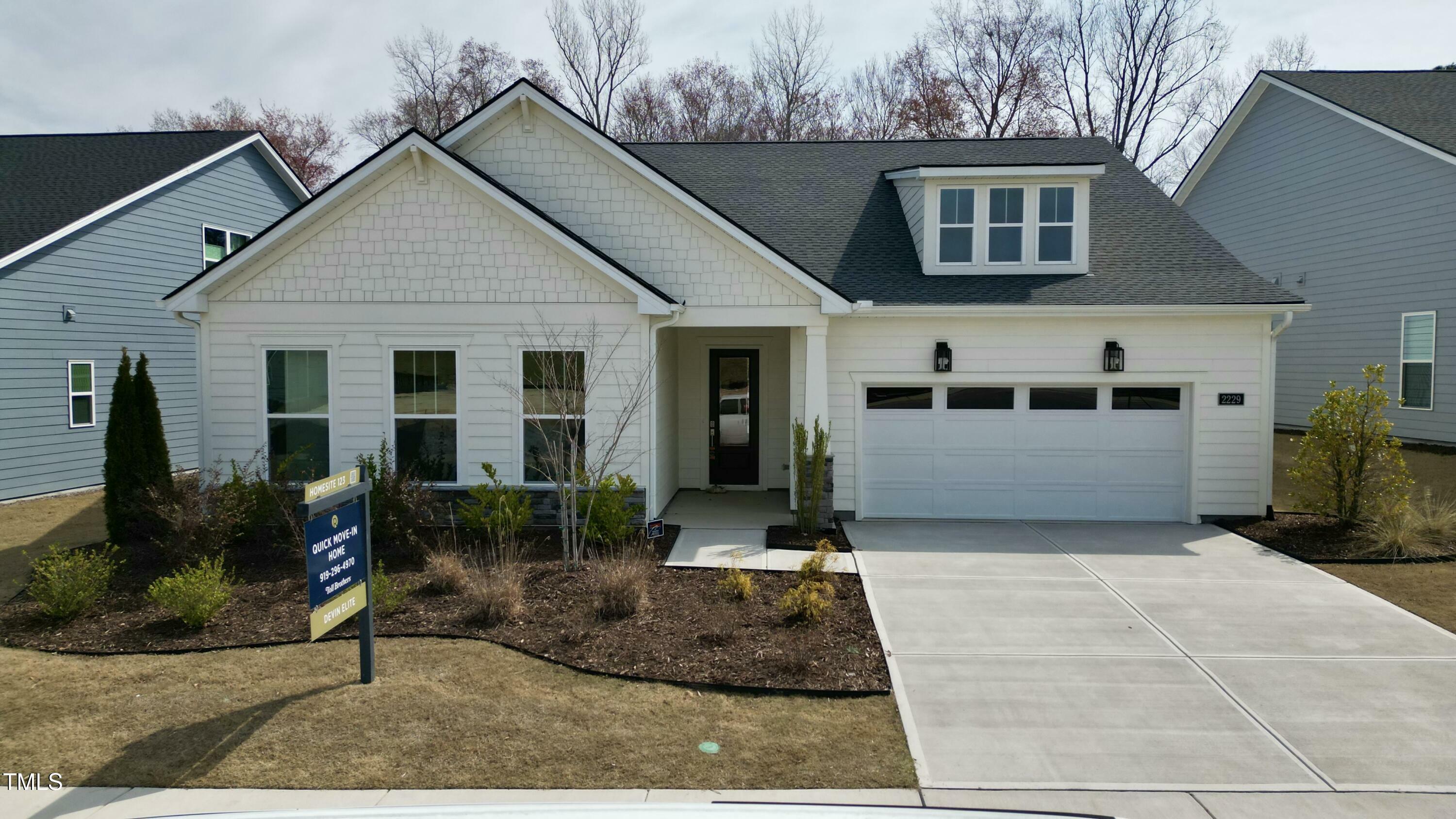 Property Photo: 2229 Abbeyhill Drive 123 NC 27610