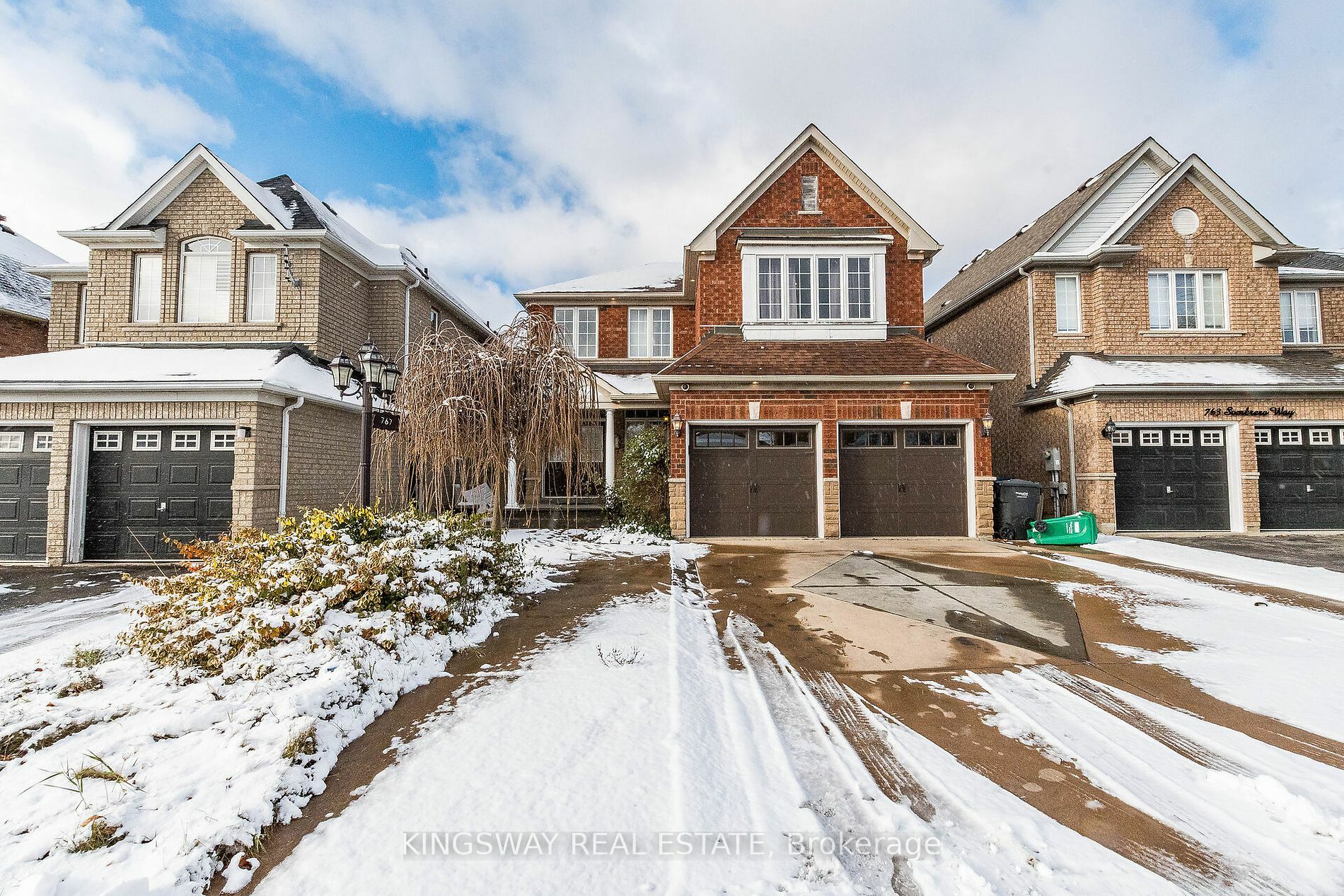 767 Sombrero Way  Mississauga ON L5W 1S8 photo