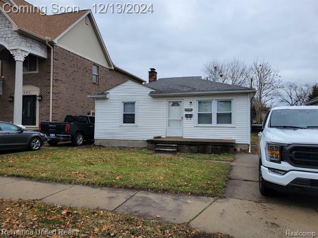 5688 Colonial Street  Dearborn Heights MI 48127 photo