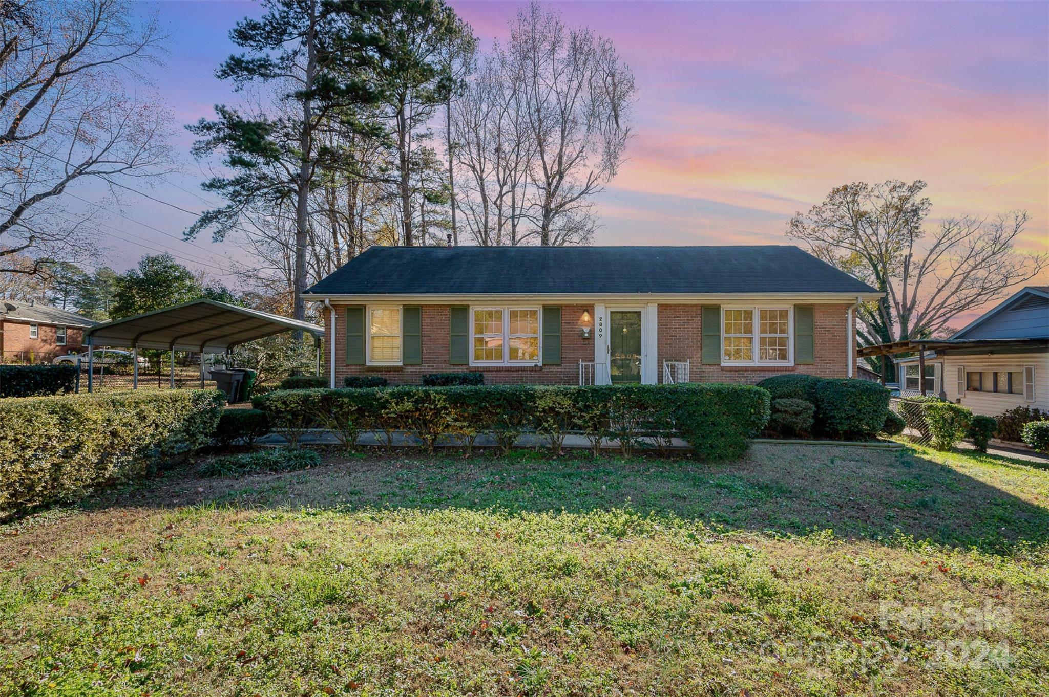 Property Photo:  2809 Markland Drive  NC 28208 