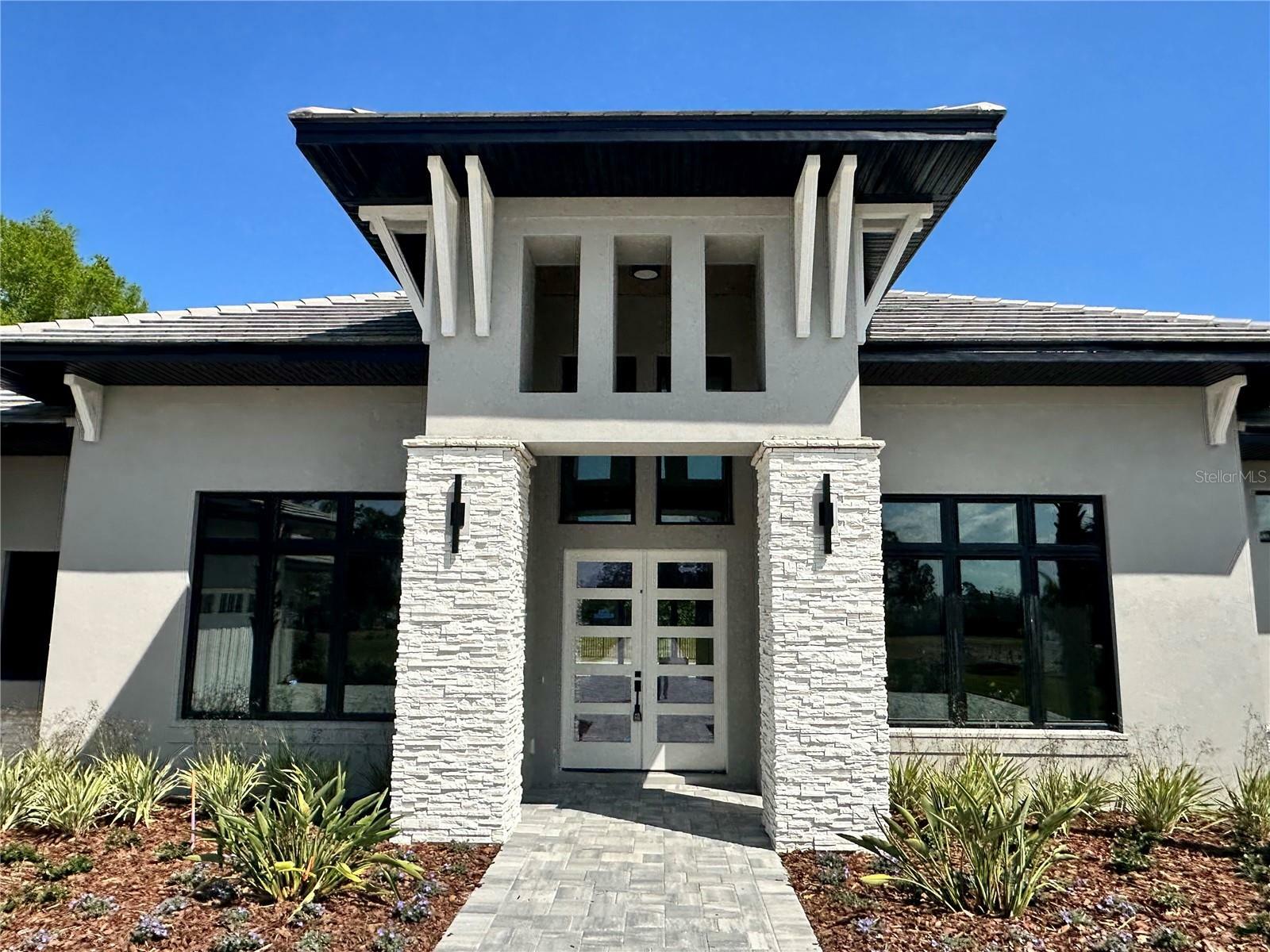Property Photo: 16914 Vinci Way FL 34756