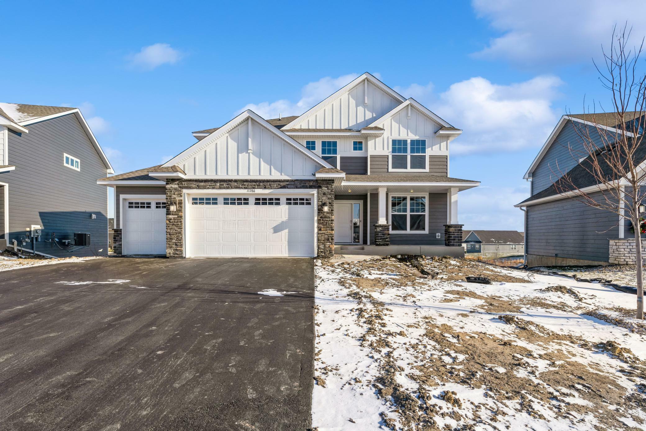 Property Photo:  11286 Ithaca Lane N  MN 55369 