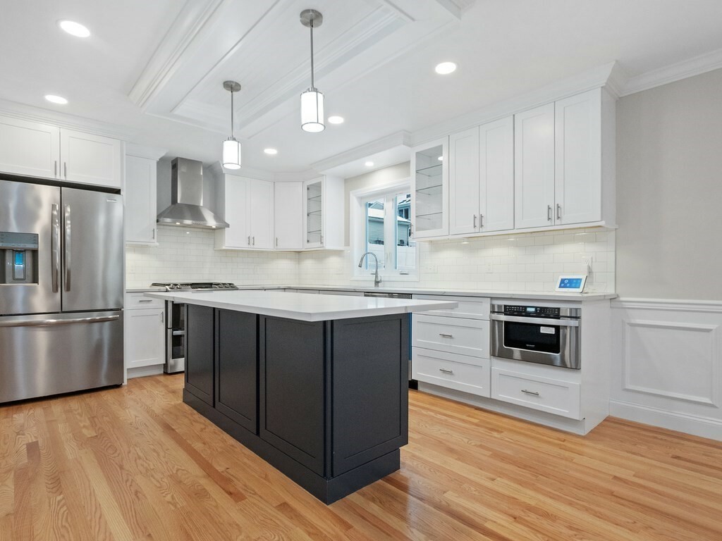 Property Photo:  33 Circle Drive  MA 02453 