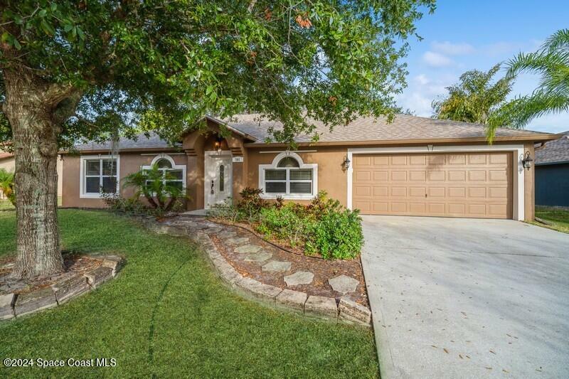 Property Photo:  701 Ballon Terrace SE  FL 32909 