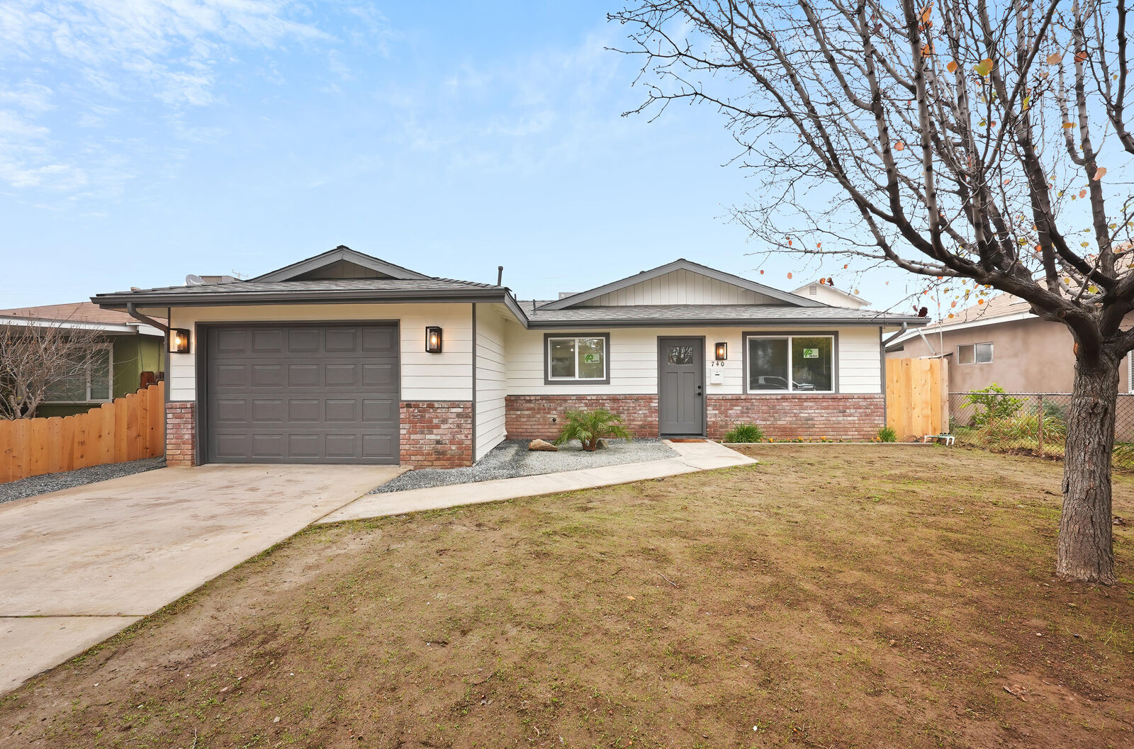 Property Photo: 740 N Sweetbriar Avenue CA 93247