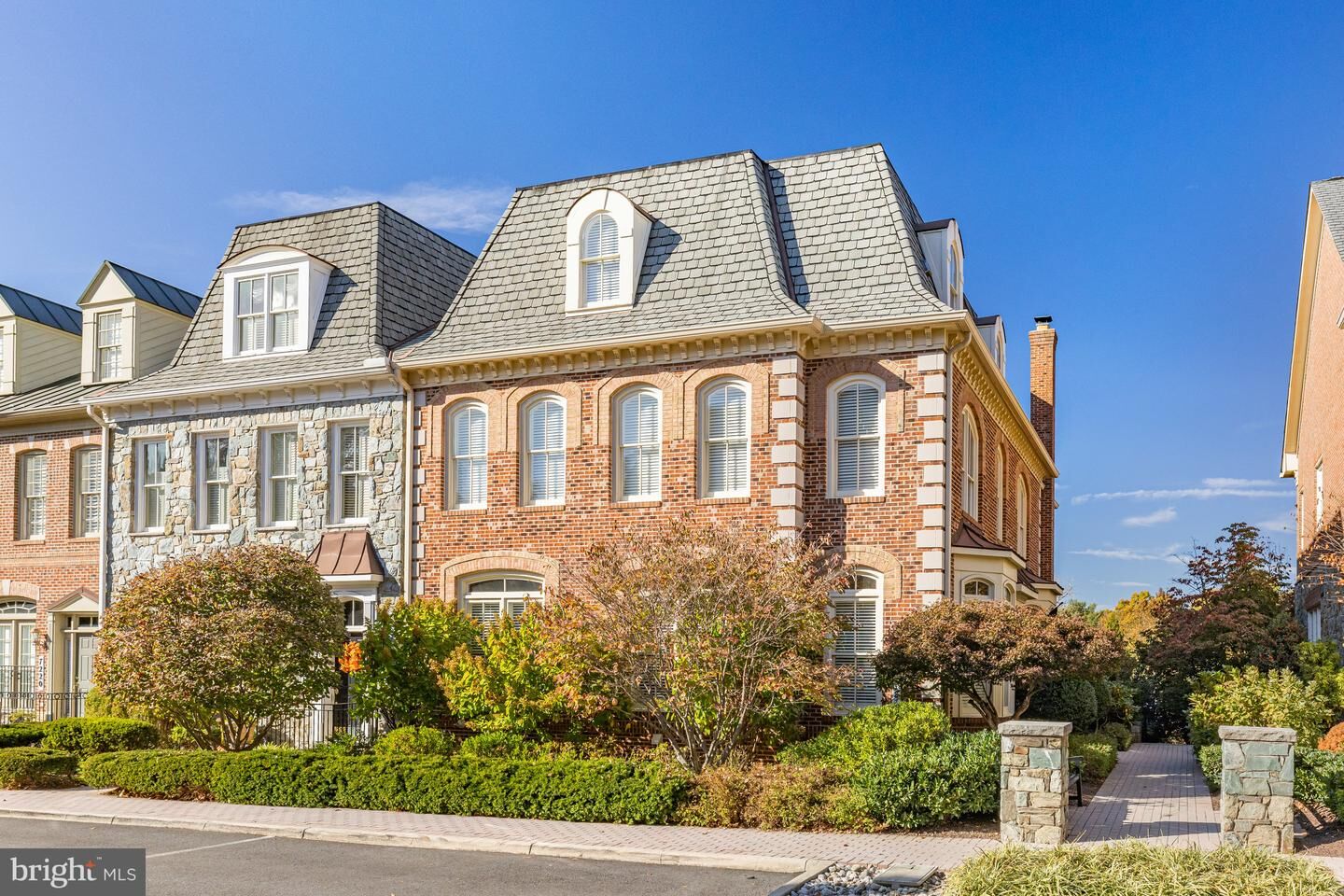 Property Photo: 7218 Farm Meadow Court VA 22101
