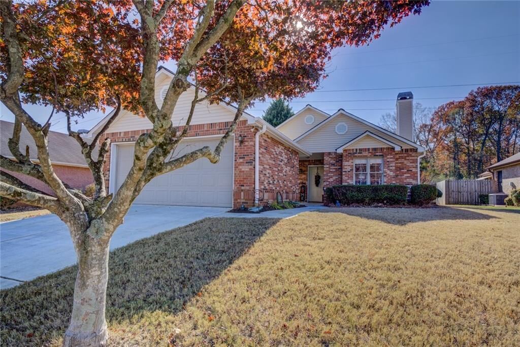 Property Photo: 3332 Salem Cove Trail GA 30013