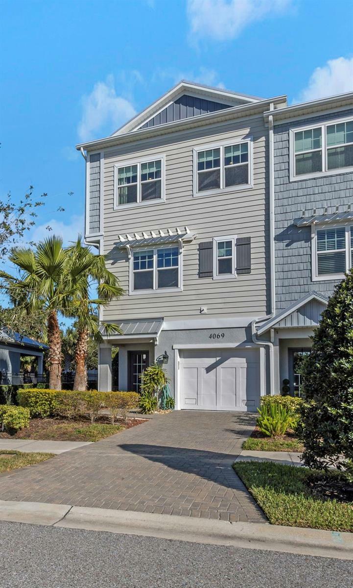 Property Photo:  4069 Rocky Shores Drive  FL 33634 