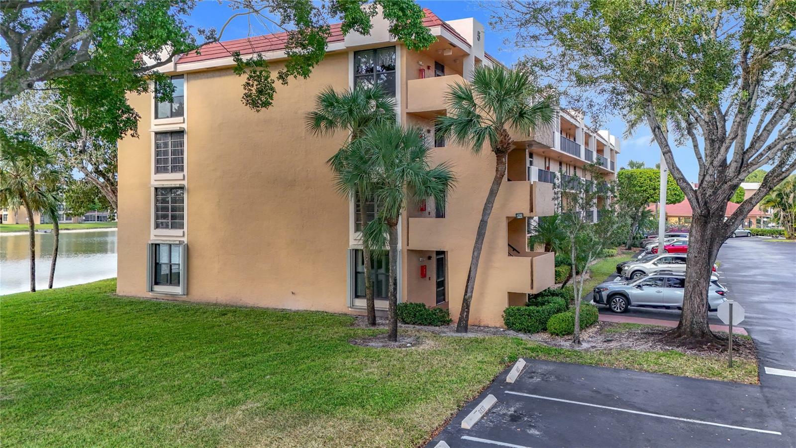 Property Photo:  6012 Coral Lake Drive 112  FL 33063 