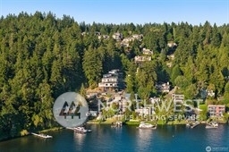 Property Photo:  7116 NE 119th Lane  WA 98034 