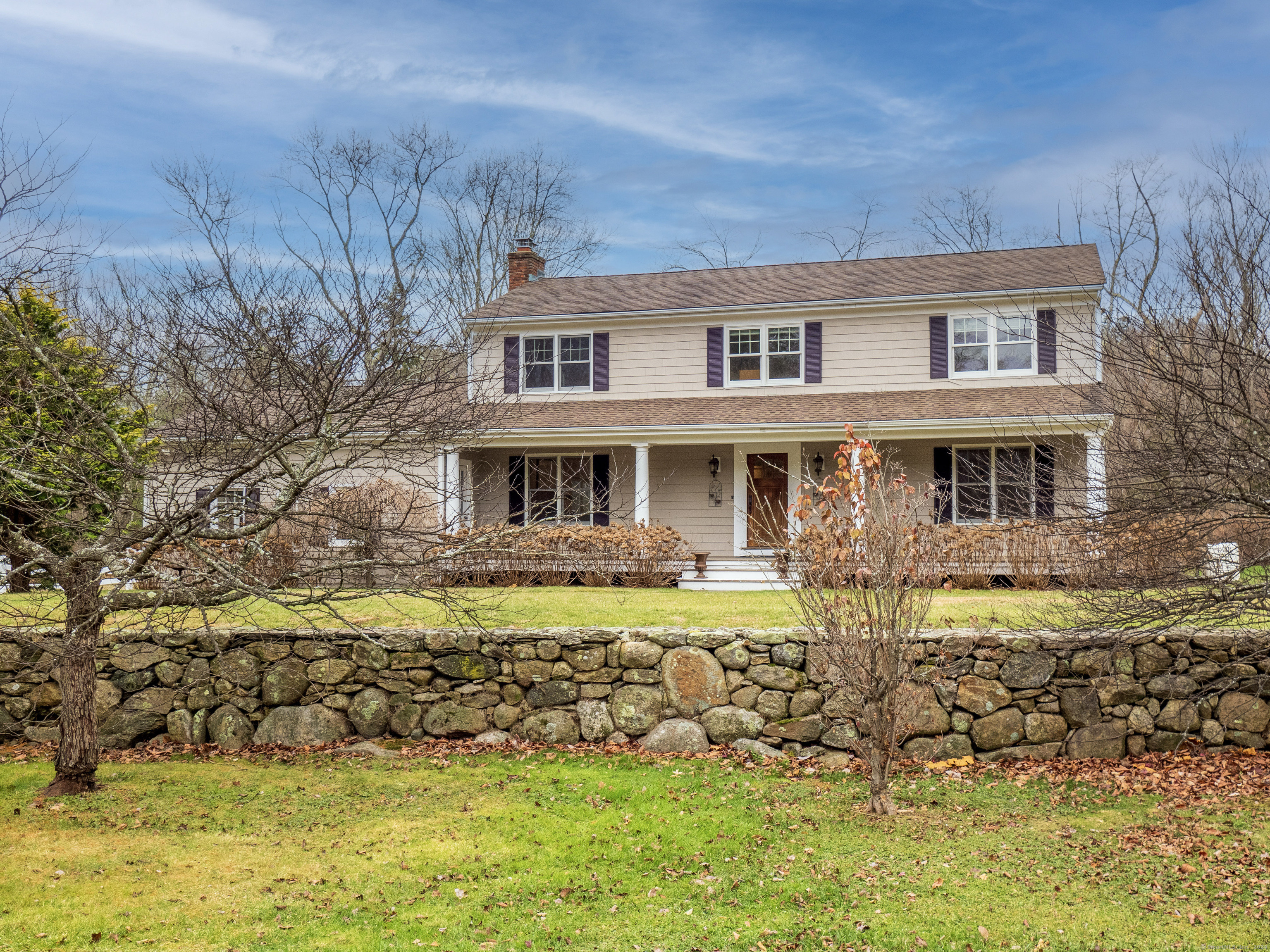 Property Photo:  11 Blue Ridge Lane  CT 06897 