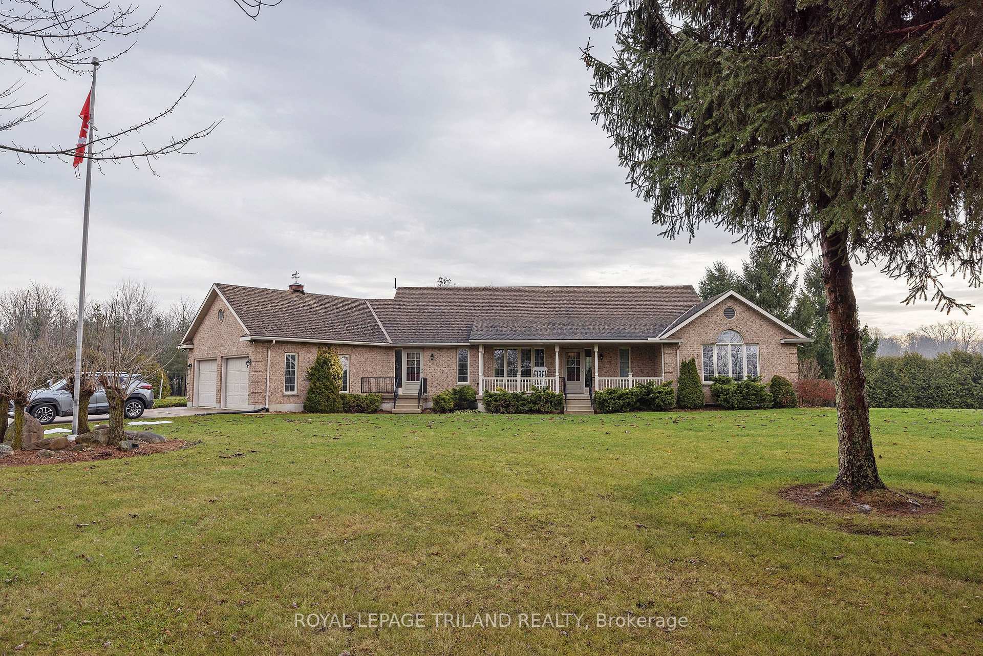 Property Photo: 22164 Dundonald Road ON N0L 1M0