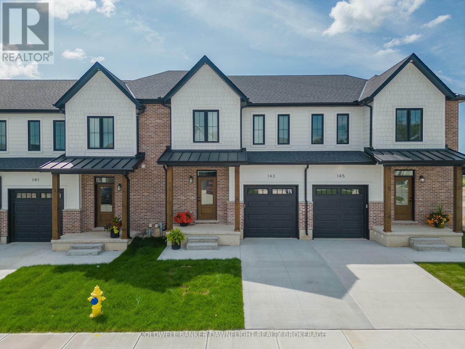 Property Photo: 147 Scotts Drive 28 ON N0M 2J0