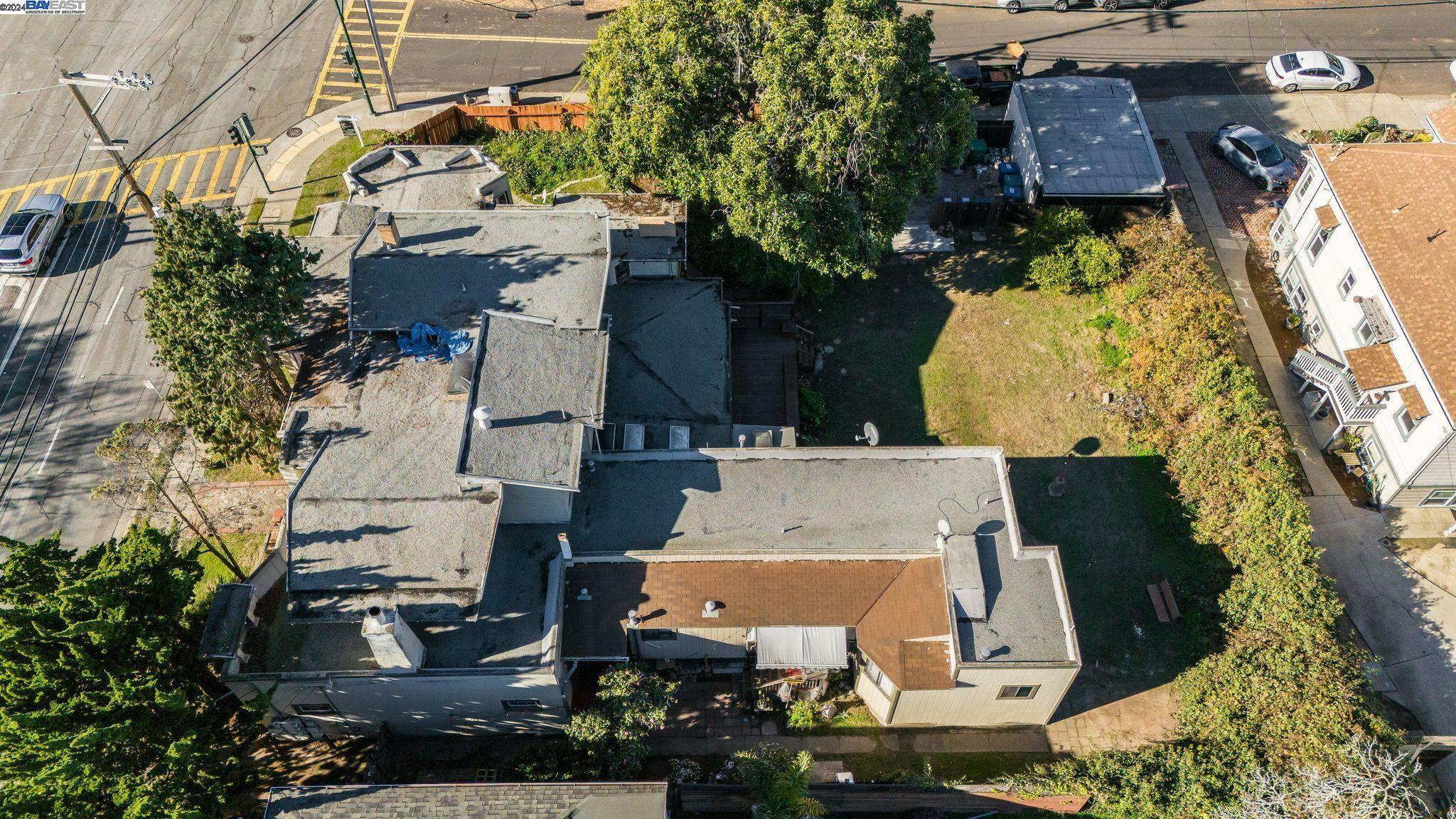 Property Photo:  401 Central Ave  CA 94501 