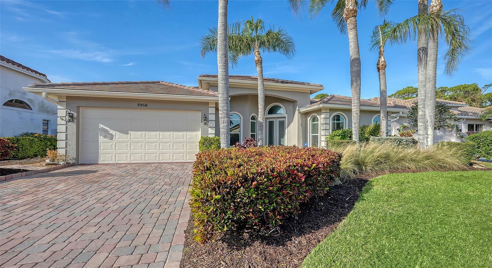 8956 Huntington Pointe Drive  Sarasota FL 34238 photo