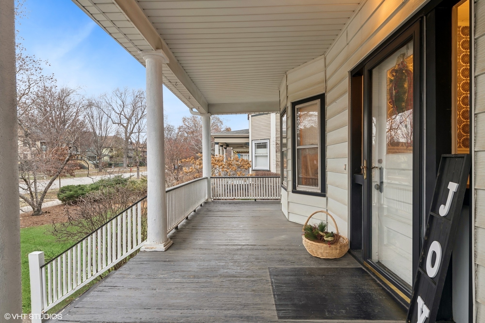 Property Photo:  328 S Taylor Avenue  IL 60302 