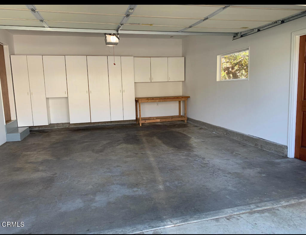 Property Photo: 984 Loma Vista Place CA 93060