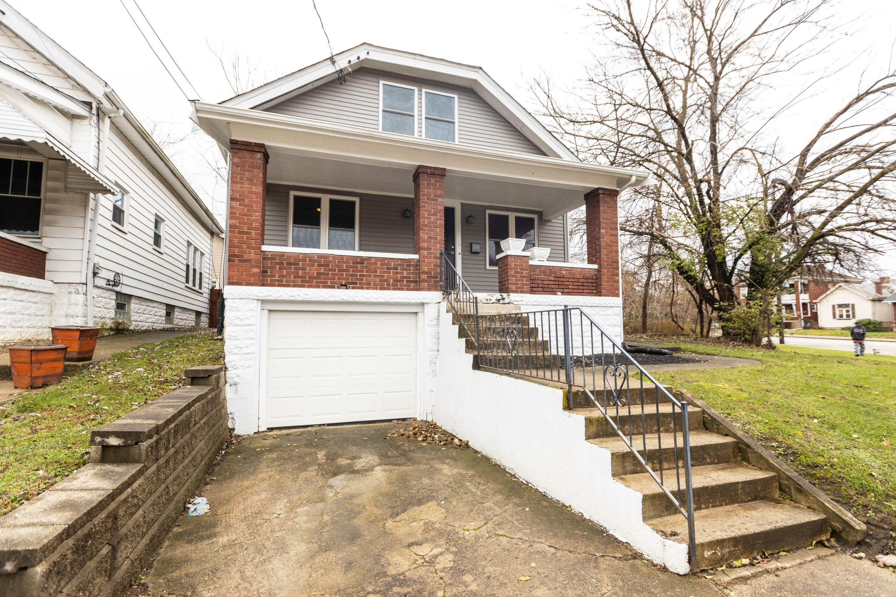 Property Photo:  3 E 30th Street  KY 41015 