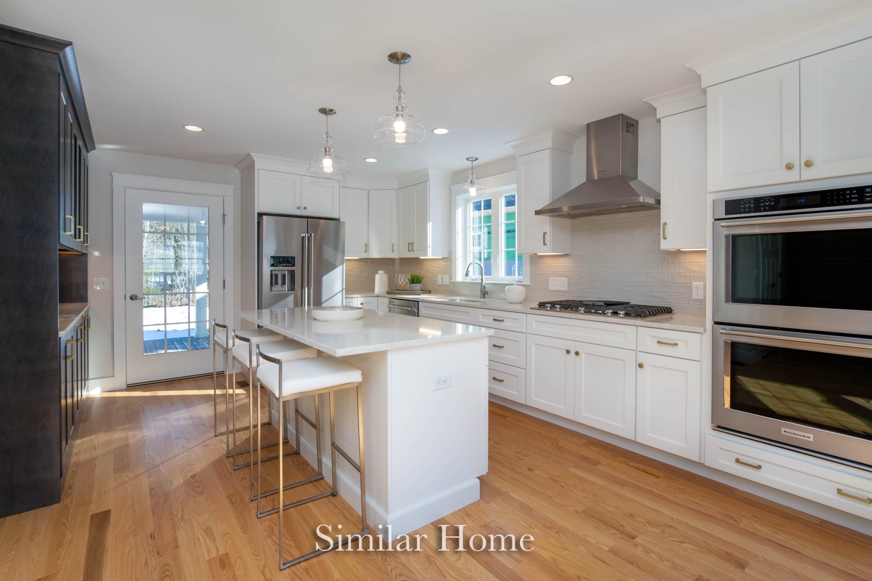 Property Photo: 61 Mulberry Lane NH 03042