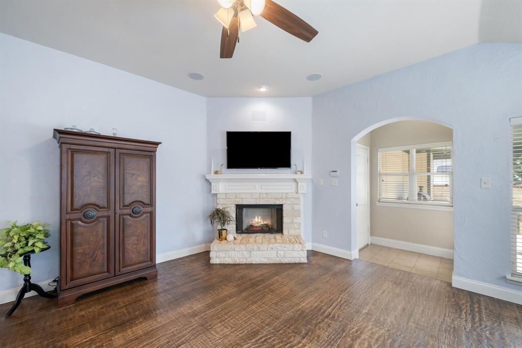 Property Photo: 1125 Appalachian Lane TX 76227