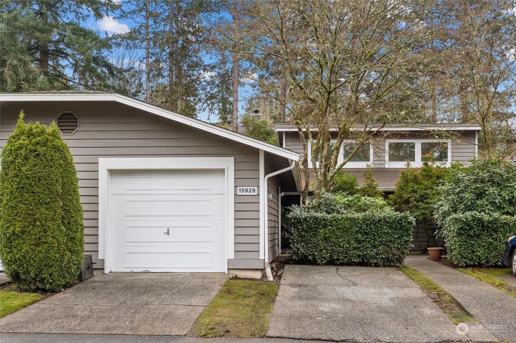 15929 NE 41st Street 8B  Redmond WA 98052 photo