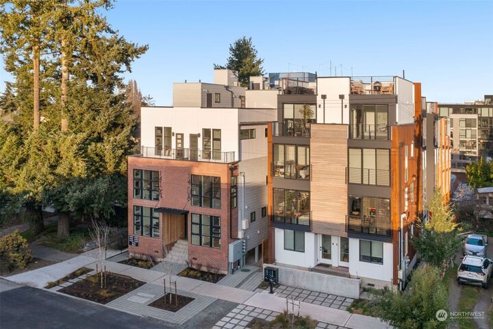 1412 C  21st Avenue  Seattle WA 98122 photo