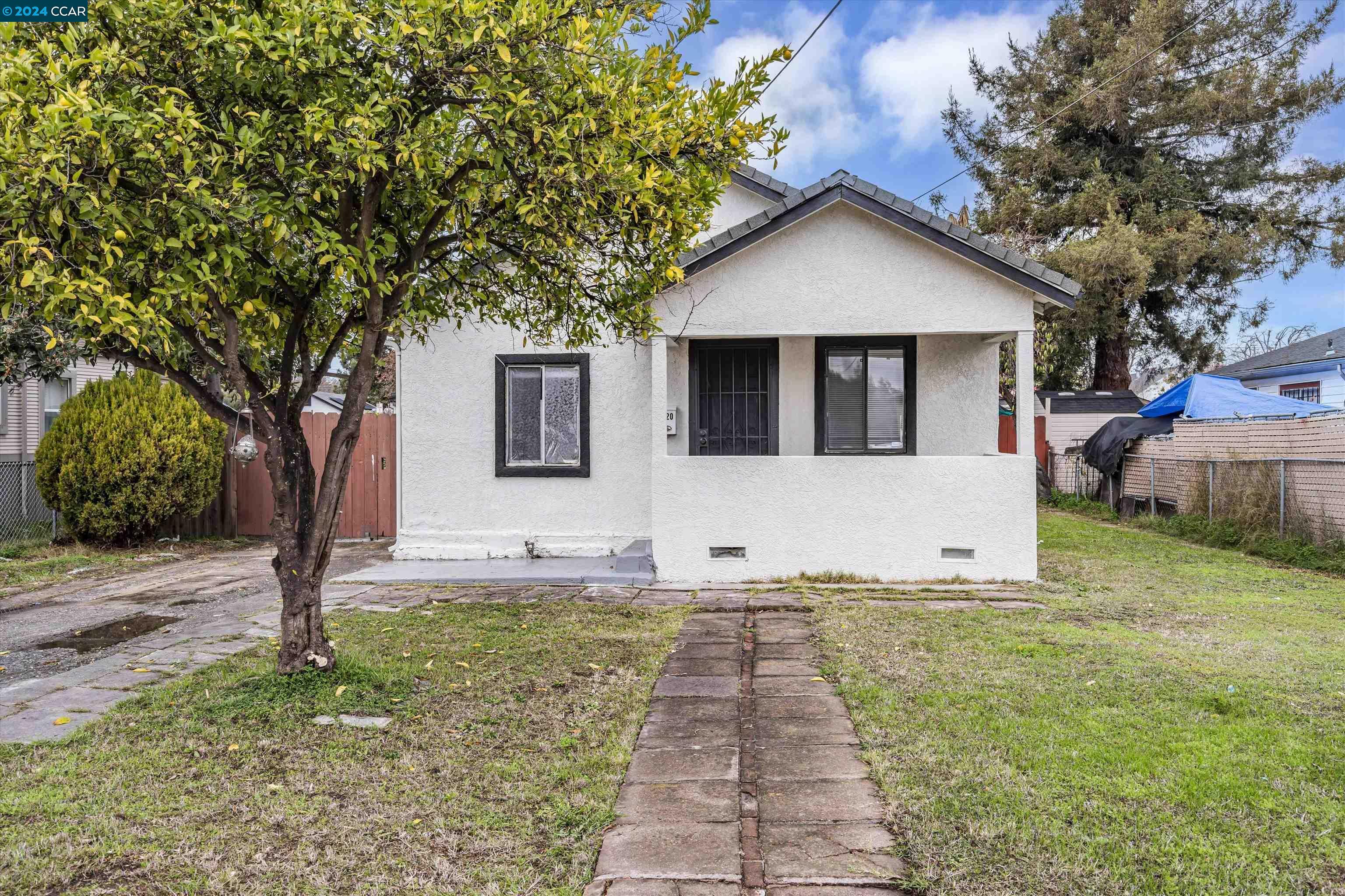 Property Photo:  1720 Louisiana St  CA 94590 