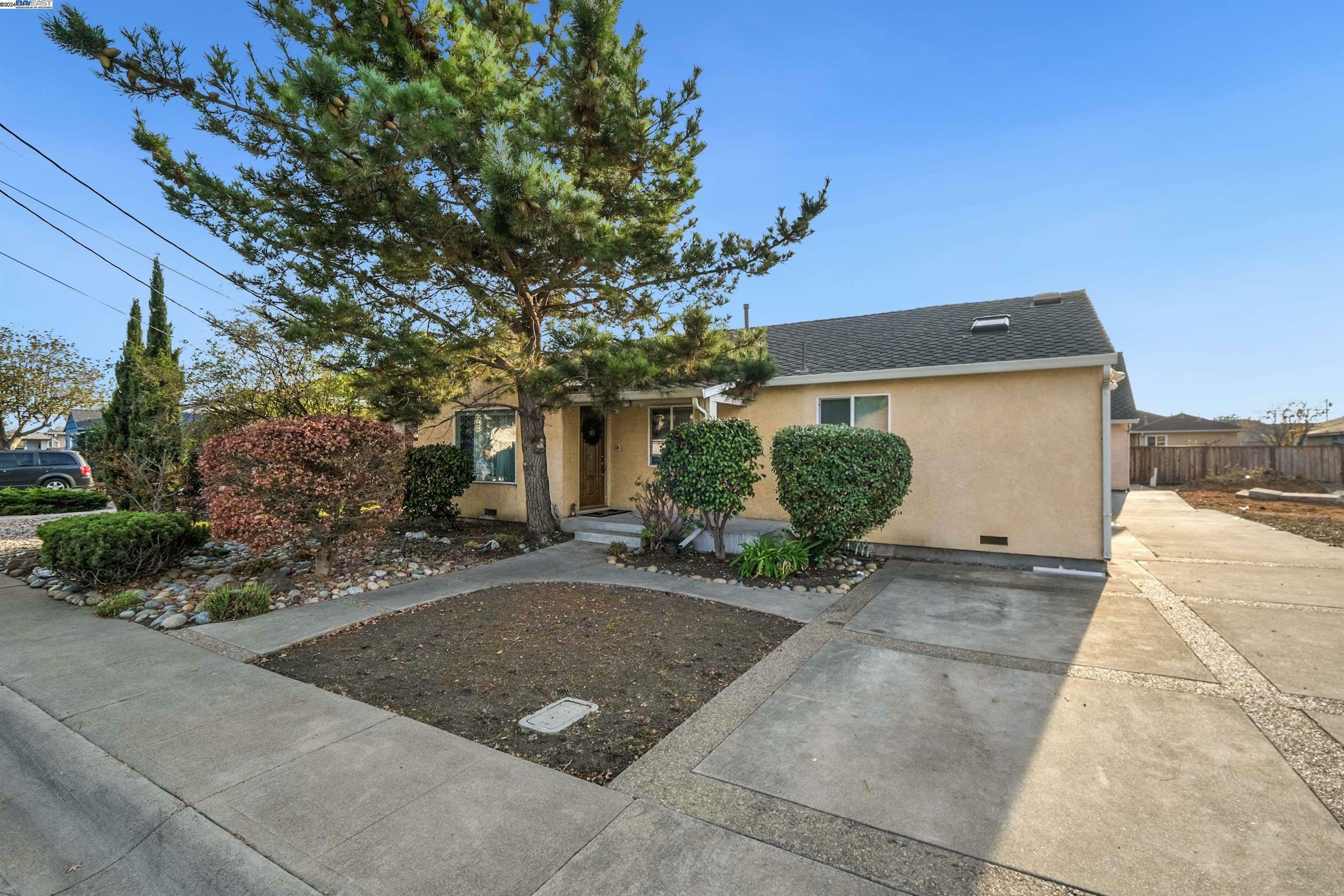 Property Photo:  14981 Patton Ave  CA 94578 